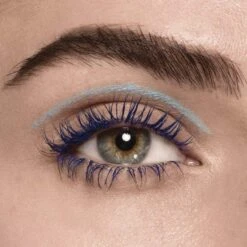 Maybelline 004 Déjà Blue - Mascara SNAPSCARA De Gemey... -Chic Beauté Soldes 004 deja blue mascara snapscara de gemey maybelline 2