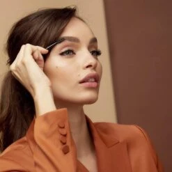 L'Oreal 103 Warm Blonde - Unbelievabrow Gel à... -Chic Beauté Soldes 103 warm blonde unbelievabrow gel a sourcils longue tenue de loreal paris 3