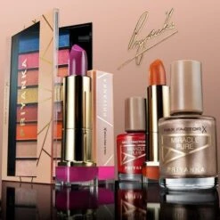 Max Factor 775 Radiant Rose - Vernis à Ongles Miracle... 11 Max Factor 775 Radiant Rose - Vernis à Ongles Miracle... -Chic Beauté Soldes 775 radiant rose vernis a ongles miracle pure by priyanka chopra jonas de max factor 4