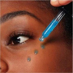 L'Oreal Base De Teint Éclat Magic Essence Drops De... 5 L'Oreal Base De Teint Éclat Magic Essence Drops De... -Chic Beauté Soldes base de teint eclat magic essence drops de loreal paris 1