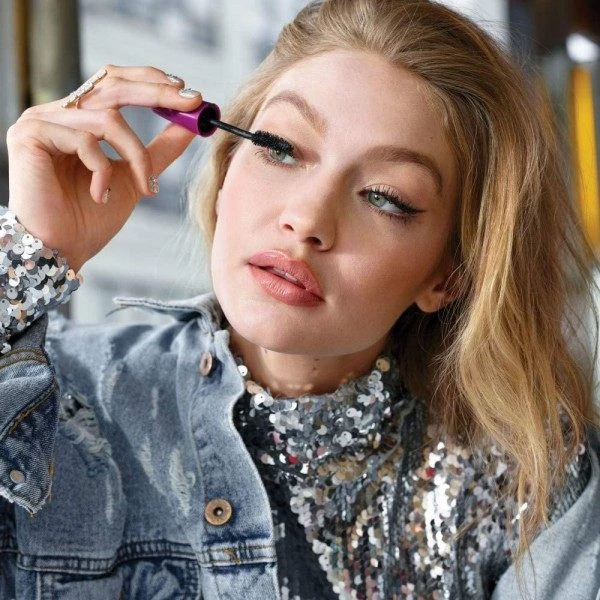 Maybelline Black Drama - Mascara Volum’Express The... 5 Maybelline Black Drama - Mascara Volum’Express The... – Image 3