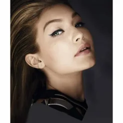 Maybelline Noir - Eyeliner Feutre Master Precise... 7 Maybelline Noir - Eyeliner Feutre Master Precise... -Chic Beauté Soldes noir eyeliner feutre master precise curvy de gemey maybelline 2